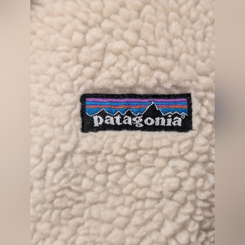 Patagonia Cream Fleece Vest - Picture 4 of 5